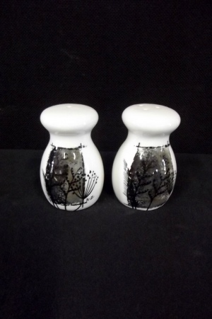 Salt & Pepper Round