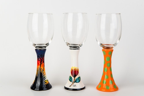 WINE GLASS